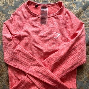 xs gymshark long sleeve crop